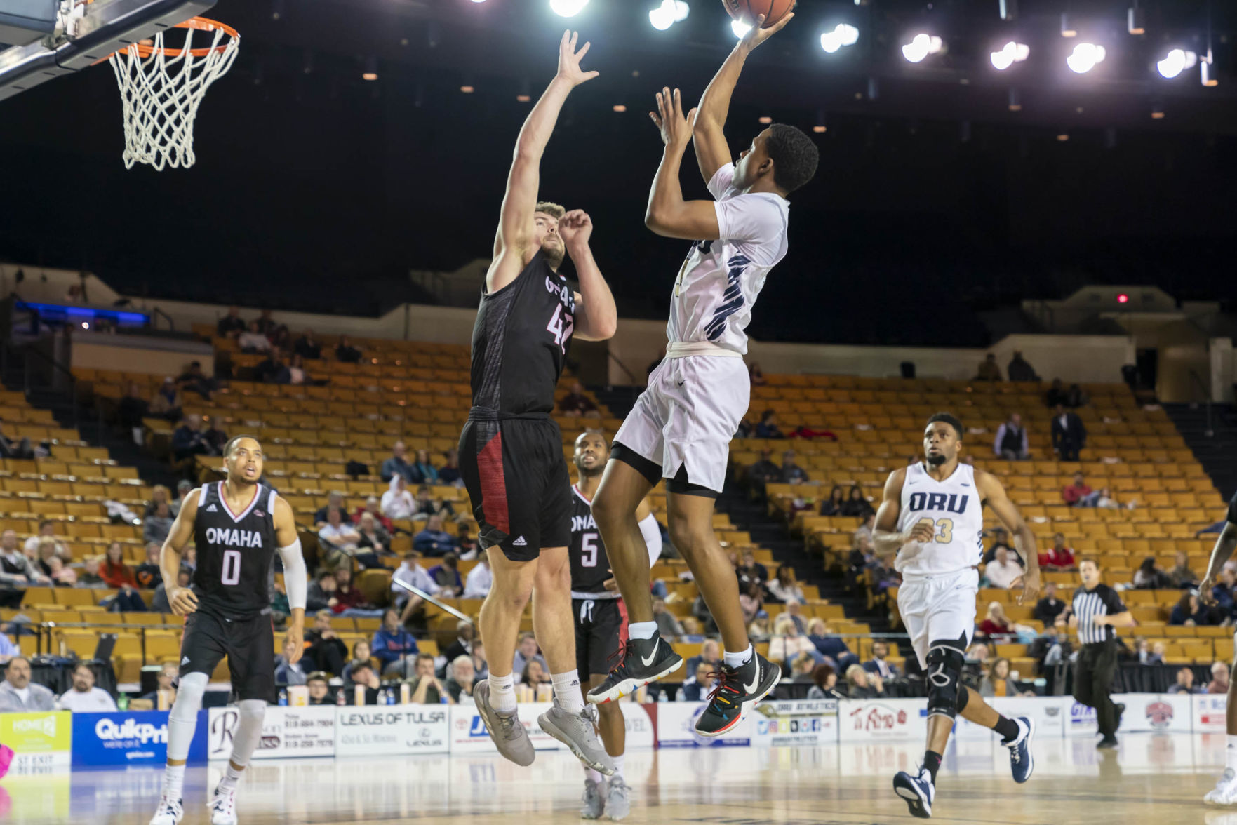 Oral Roberts University faces Omaha - Men's Basketball